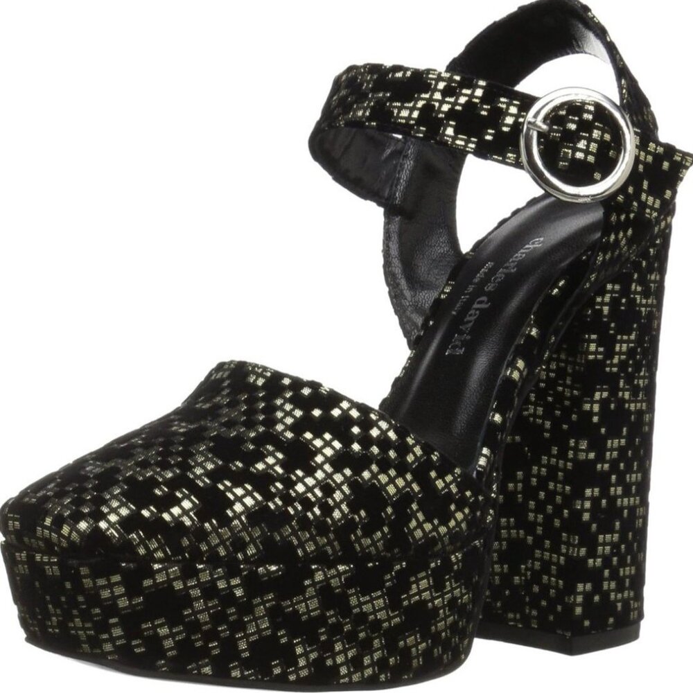 NIB Charles David made in Italy retro platform heels, size 8 US or 38.5 EU
